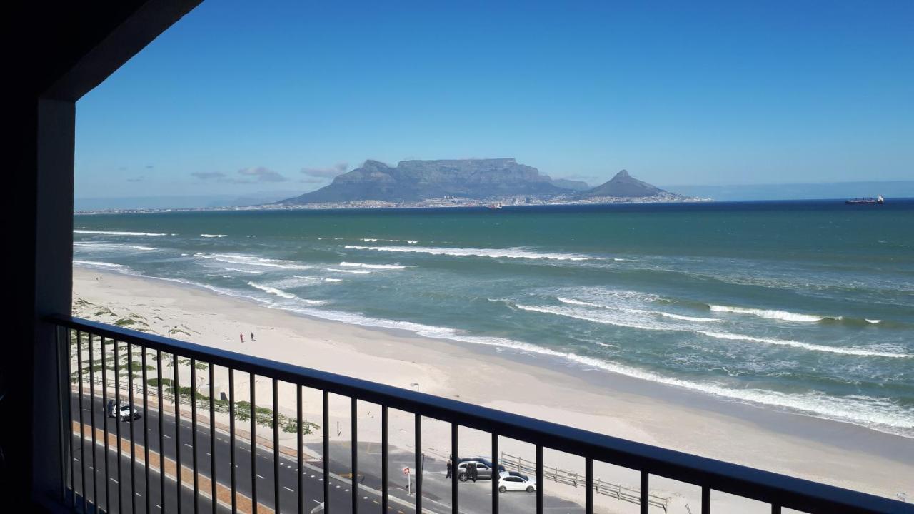 Blouberg Beachfront Apartment Блаубергстранд Экстерьер фото