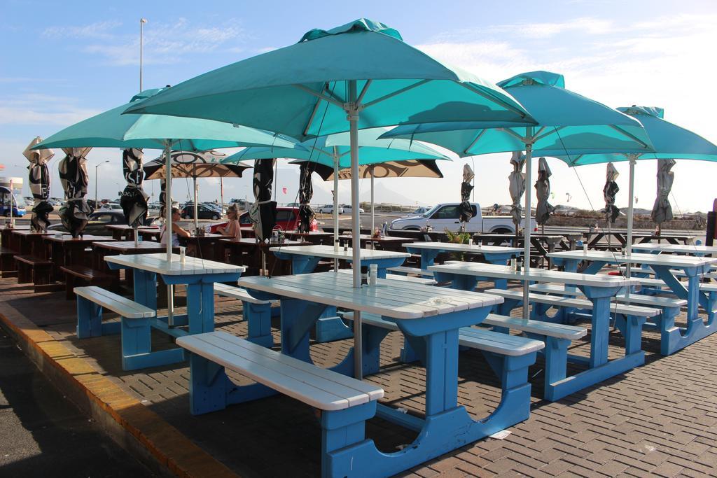 Blouberg Beachfront Apartment Блаубергстранд Номер фото